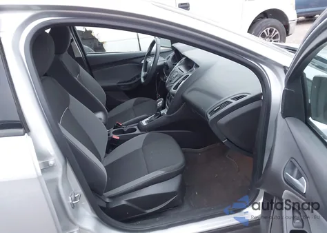 2013 Ford Focus Se из США, поврежденный, VIN 1FADP3F26DL118832